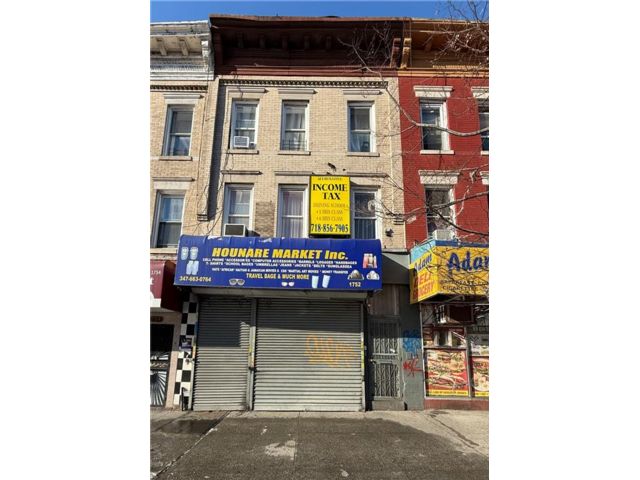 Studio,  0.00 BTH &nbsp;Mixed use style home in Flatbush