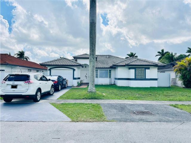  4 BR,  2.00 BTH &nbsp; style home in Miami