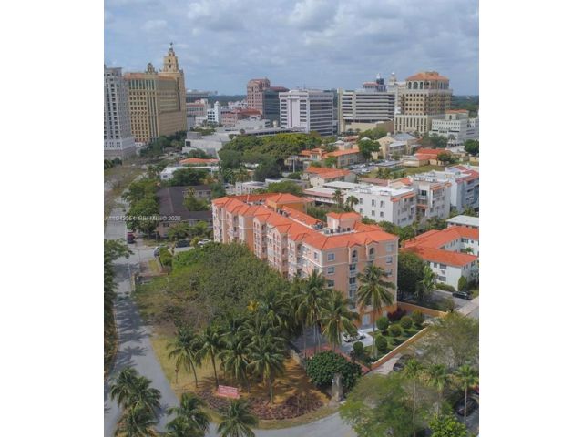  2 BR,  2.00 BTH &nbsp; style home in Coral Gables