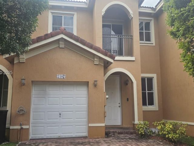 [Miami Real Estate, listing number 3328325]