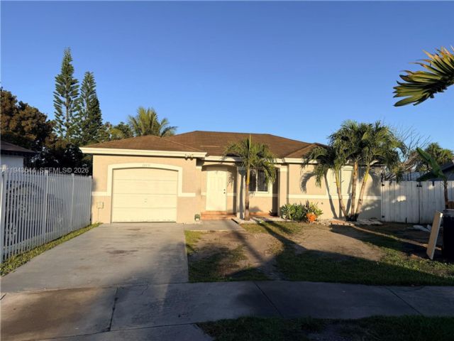  3 BR,  2.00 BTH &nbsp;Other style home in Homestead