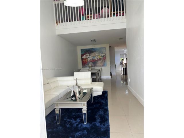  3 BR,  3.00 BTH &nbsp; style home in Medley