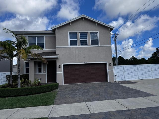  4 BR,  2.50 BTH &nbsp;European style home in Homestead