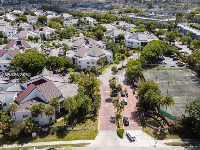  2 BR,  2.00 BTH &nbsp; style home in Miami