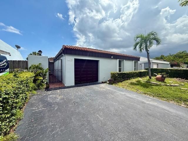  4 BR,  2.00 BTH &nbsp; style home in Miami