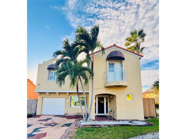  4 BR,  2.50 BTH &nbsp;European style home in Miami