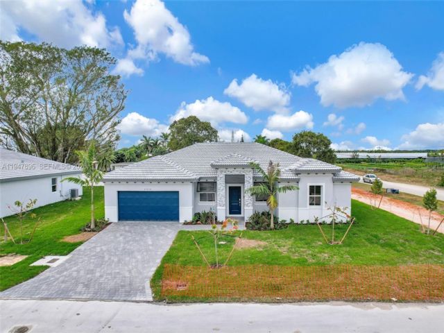  4 BR,  3.00 BTH &nbsp; style home in Homestead
