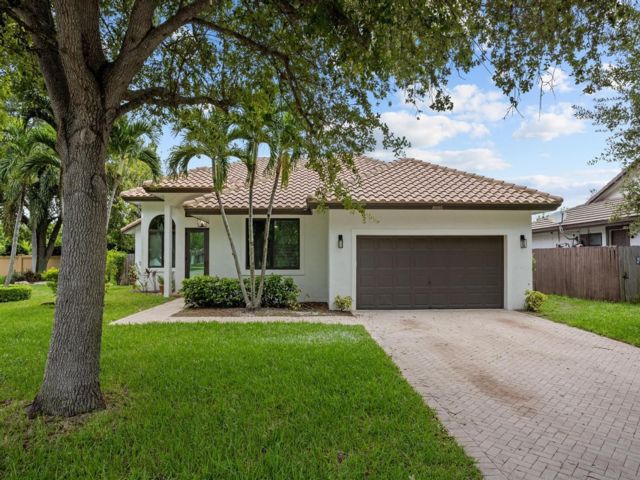  3 BR,  2.00 BTH &nbsp; style home in Coral Springs