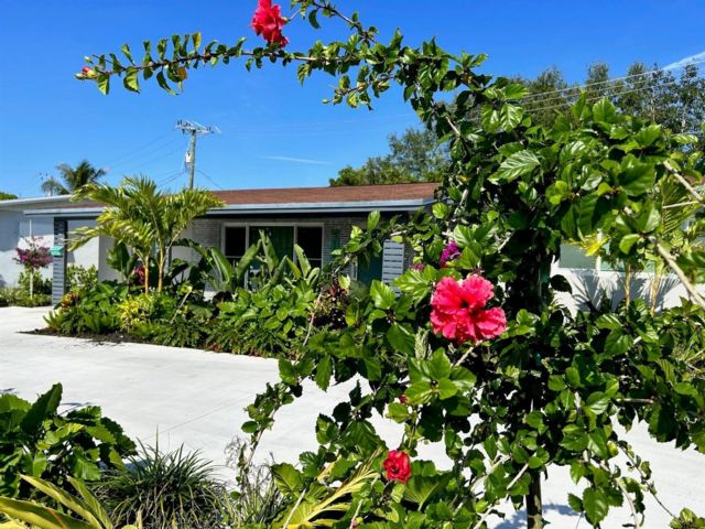  3 BR,  2.00 BTH &nbsp; style home in Deerfield Beach
