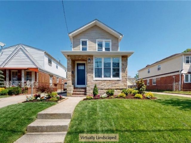  5 BR,  2.00 BTH &nbsp;Single family style home in Rosedale