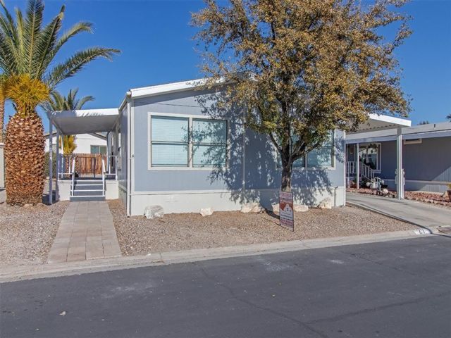  2 BR,  2.00 BTH &nbsp;Mobile home style home in Las Vegas