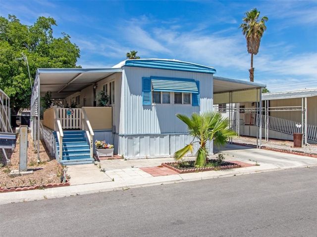  2 BR,  1.50 BTH &nbsp;Mobile home style home in Las Vegas
