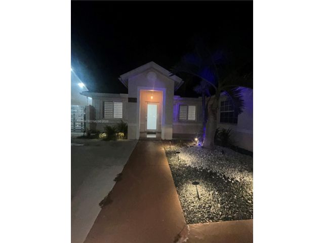  3 BR,  2.00 BTH &nbsp; style home in Homestead