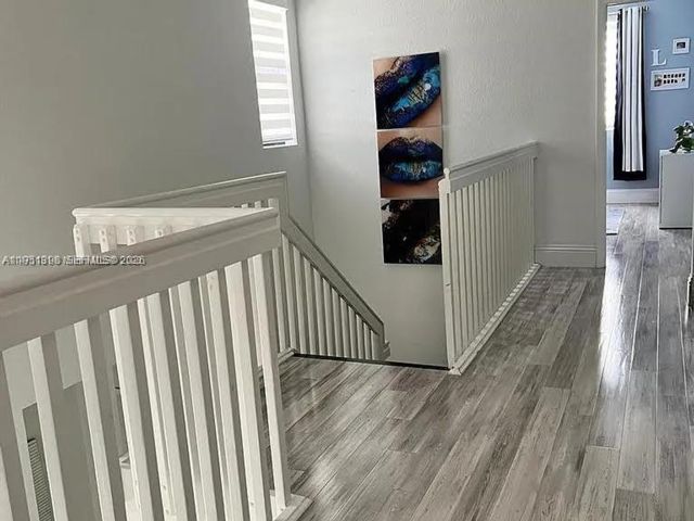 [PHOTO]