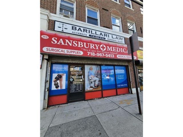 Studio,  0.00 BTH &nbsp;Store style home in Great Kill