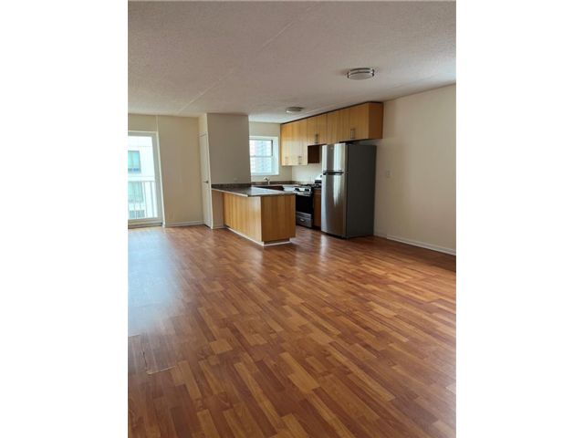  3 BR,  3.00 BTH &nbsp;Condominium style home in Coney Island