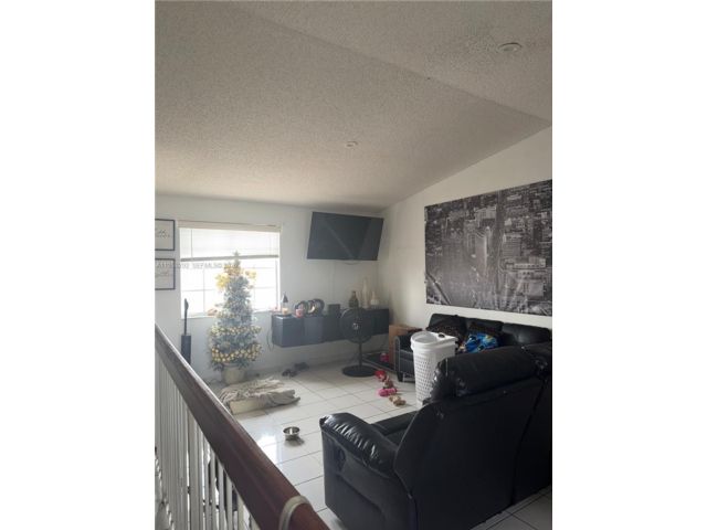  2 BR,  2.00 BTH &nbsp; style home in Hialeah