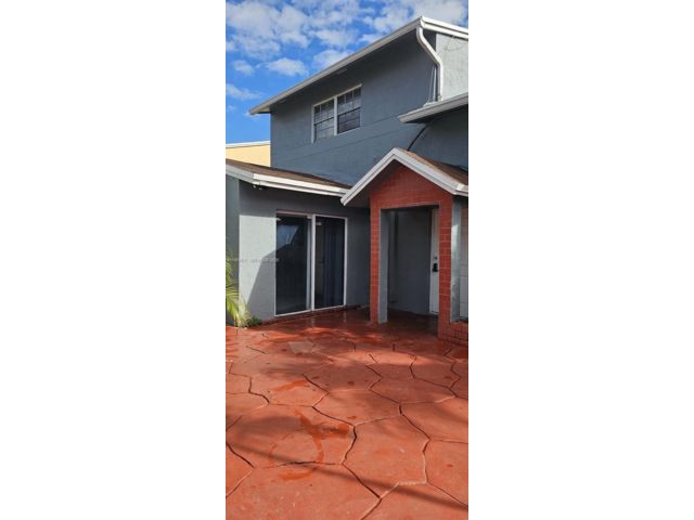  4 BR,  2.00 BTH &nbsp; style home in Miami