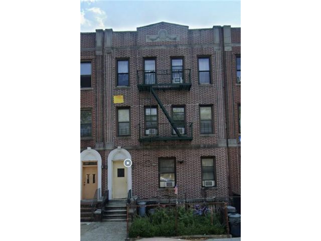 Studio,  0.00 BTH &nbsp;Multi-family style home in Bensonhurst