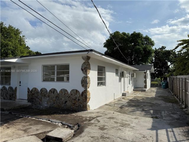 Studio,  1.00 BTH &nbsp; style home in Miami