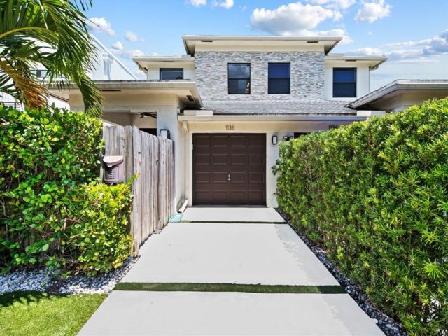  3 BR,  2.50 BTH &nbsp;Townhouse style home in Fort Lauderdale