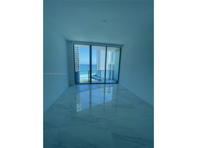  2 BR,  2.50 BTH &nbsp; style home in Sunny Isles Beach