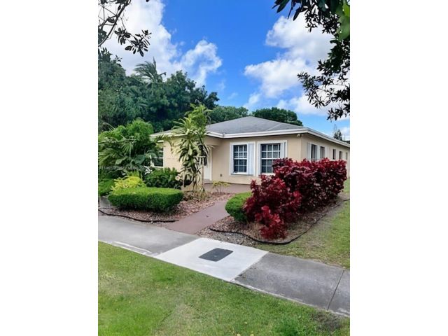 7 BR,  4.50 BTH &nbsp; style home in Fort Lauderdale
