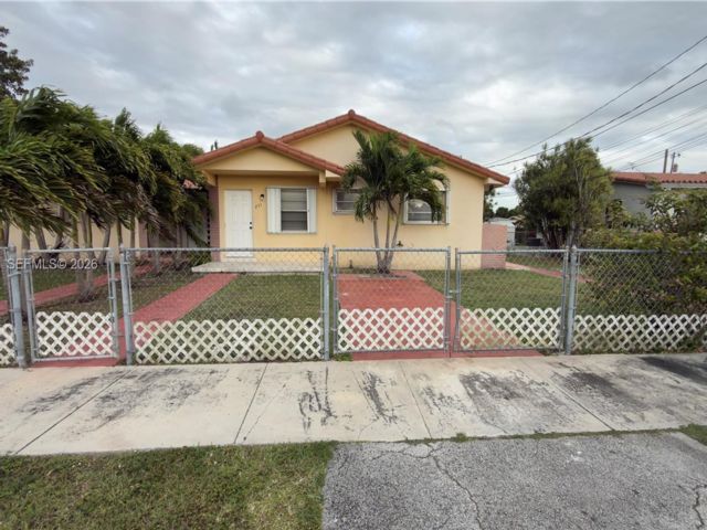  2 BR,  1.00 BTH &nbsp; style home in Coral Gables