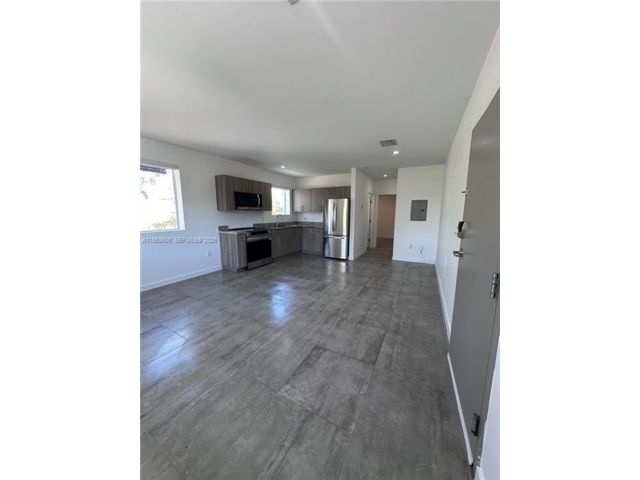  1 BR,  1.00 BTH &nbsp; style home in Miami