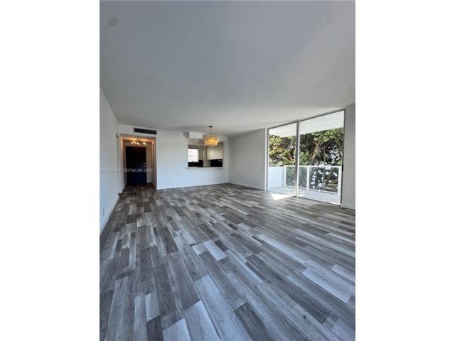  1 BR,  1.00 BTH &nbsp; style home in Miami