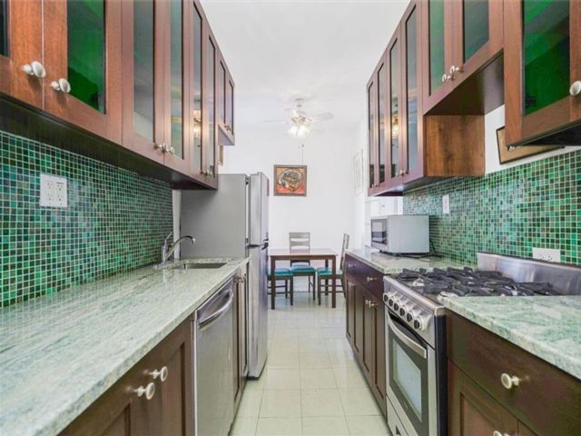  1 BR,  1.00 BTH &nbsp;Co-op style home in Brighton Beach