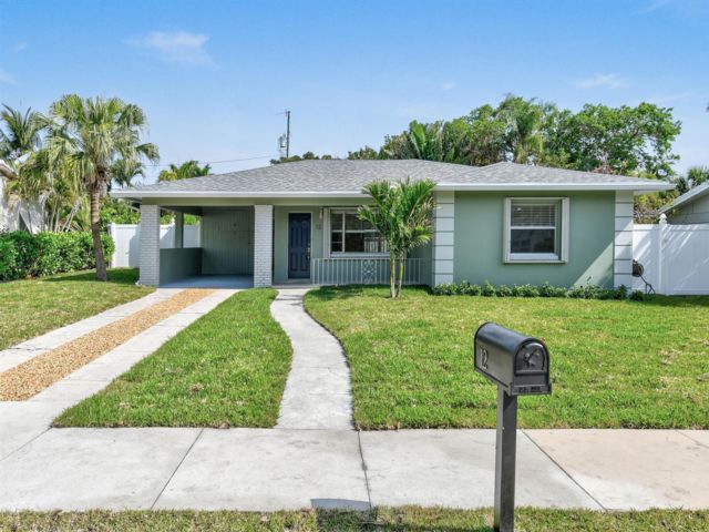 [Lake Worth Real Estate, listing number 3329952]
