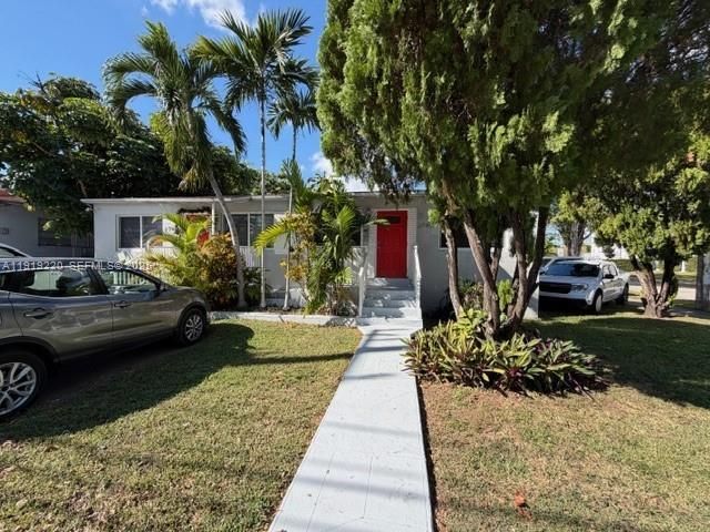  2 BR,  1.00 BTH &nbsp; style home in Coconut Grove
