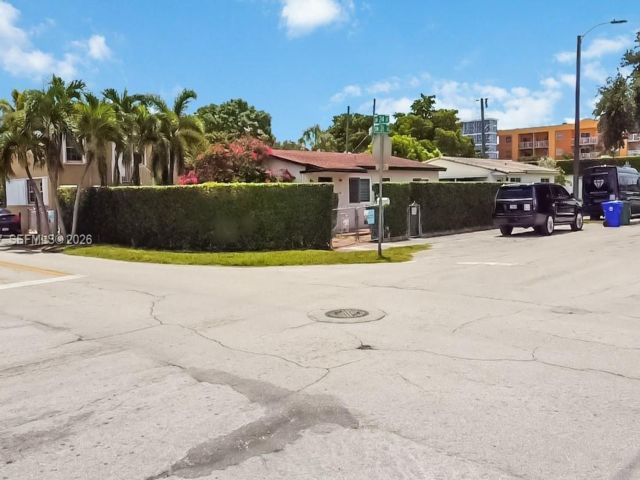  2 BR,  1.00 BTH &nbsp; style home in Coral Gables
