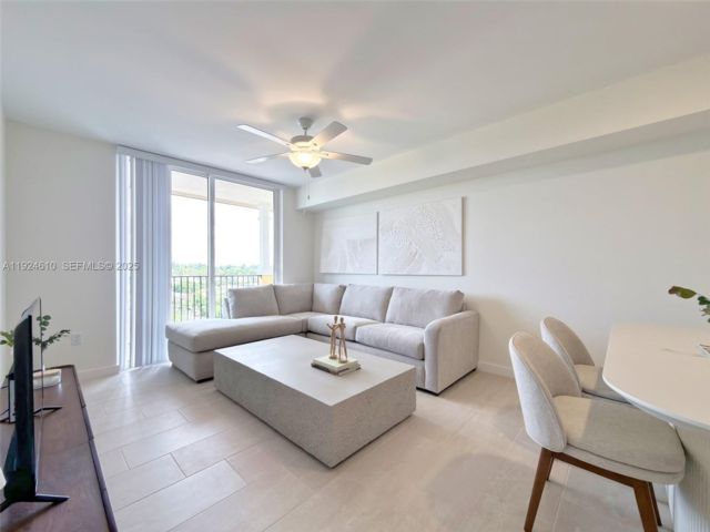  1 BR,  1.00 BTH &nbsp; style home in Miami