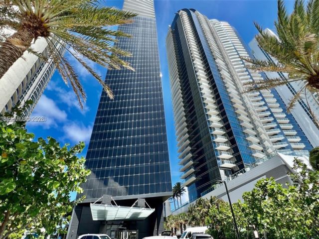  2 BR,  2.50 BTH &nbsp; style home in Sunny Isles Beach