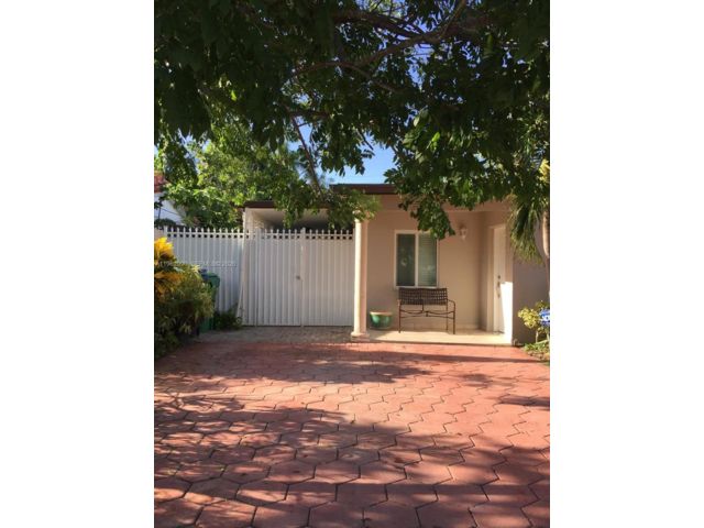  1 BR,  1.00 BTH &nbsp; style home in Miami