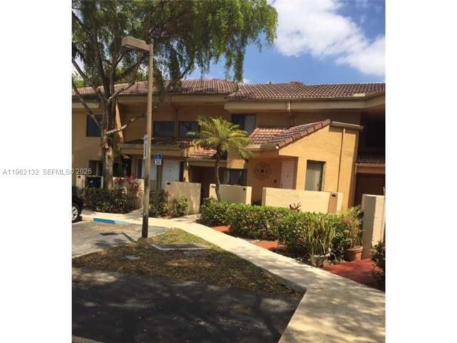  2 BR,  2.00 BTH &nbsp; style home in Crossings