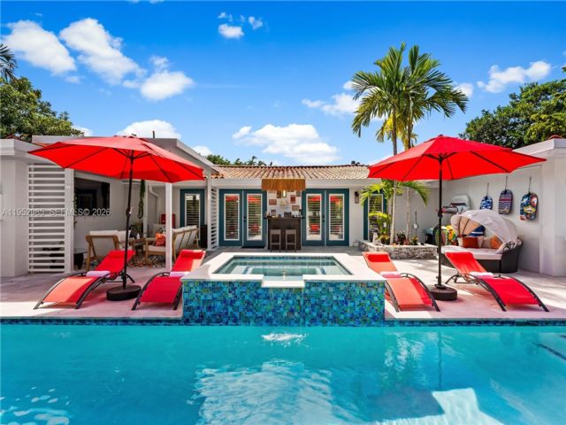  4 BR,  3.00 BTH &nbsp; style home in Fort Lauderdale