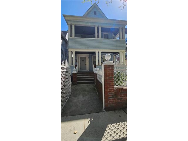 Studio,  0.00 BTH &nbsp;Multi-family style home in East Flatbush