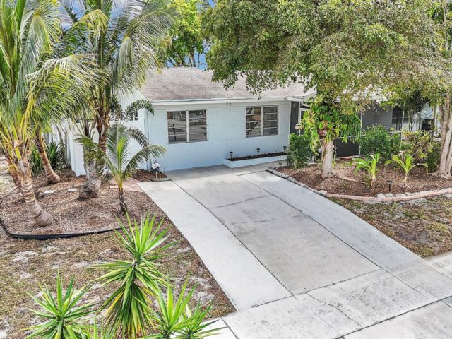 [Lake Worth Real Estate, listing number 3330389]