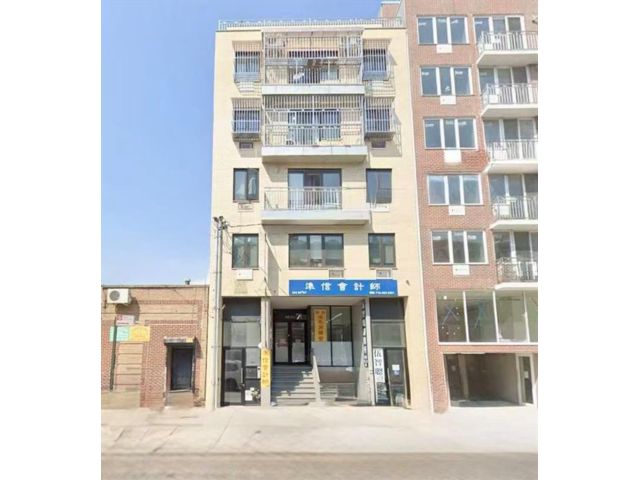  2 BR,  2.00 BTH &nbsp;Condominium style home in Sunset Park