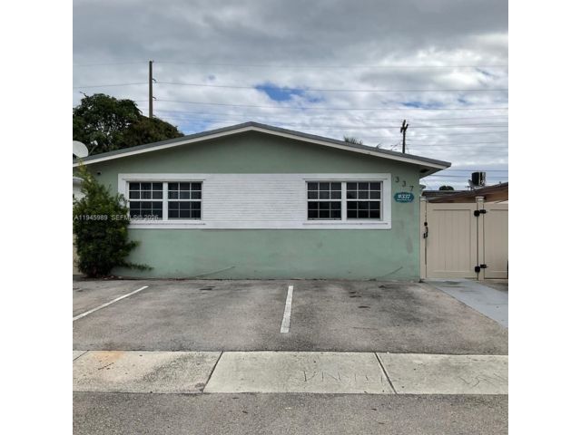  2 BR,  1.00 BTH &nbsp; style home in Dania