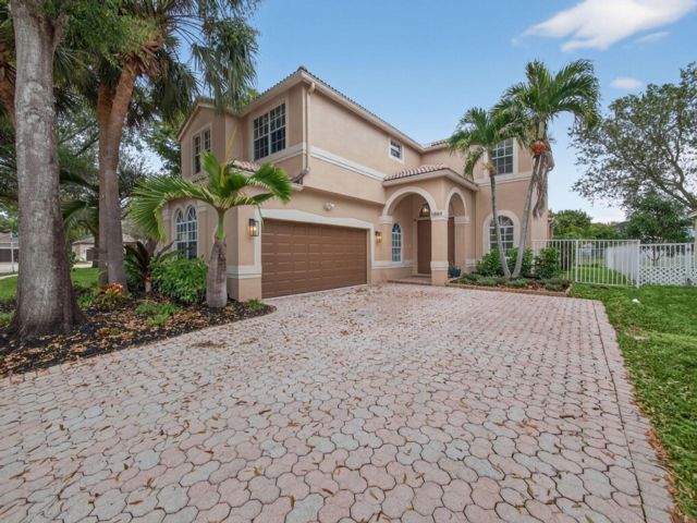  4 BR,  4.00 BTH &nbsp; style home in Coconut Creek