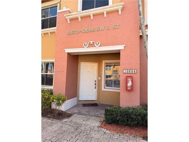  3 BR,  2.50 BTH &nbsp; style home in Pembroke Pines