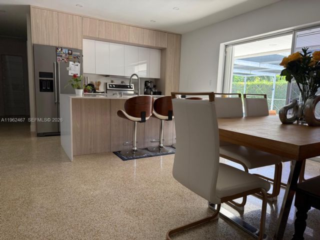  3 BR,  2.00 BTH &nbsp; style home in Miami