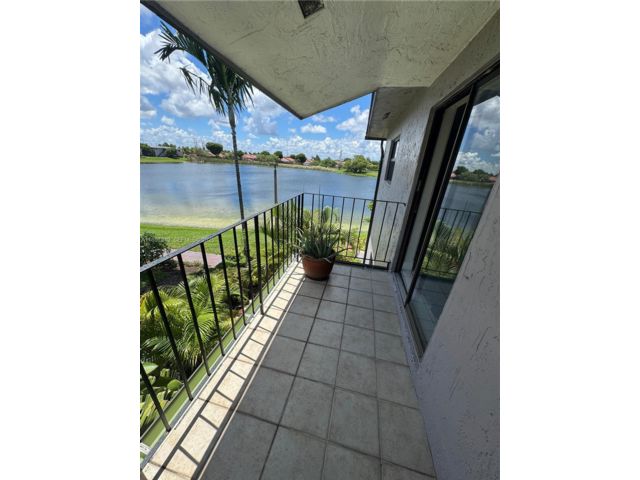 [Miami Real Estate, listing number 3330652]