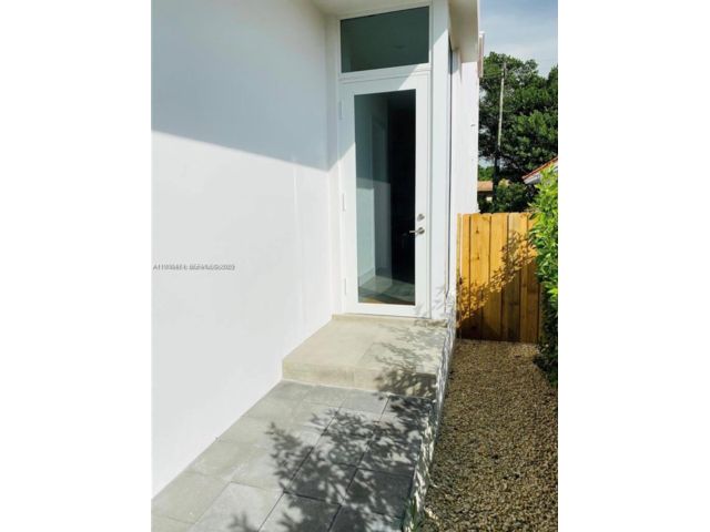  3 BR,  3.50 BTH &nbsp; style home in Miami