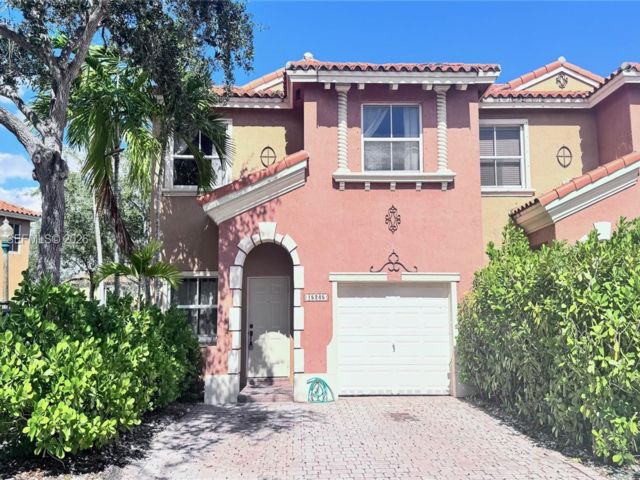 [Miami Real Estate, listing number 3330656]