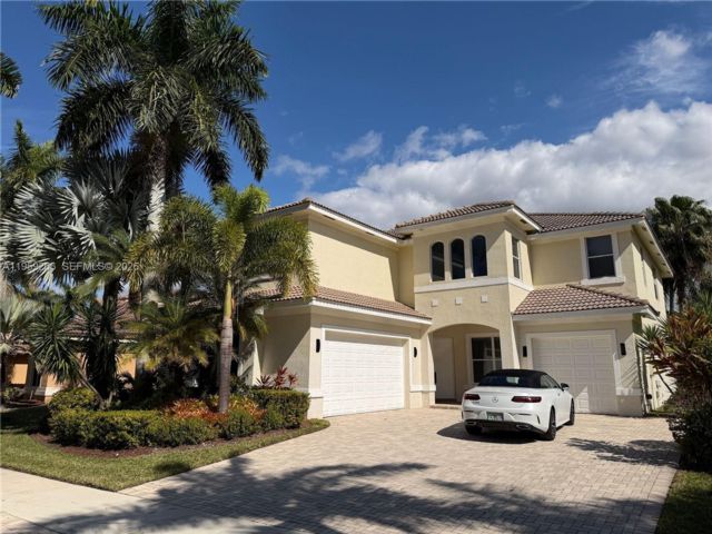 [Weston Real Estate, listing number 3330711]